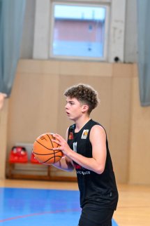 CEYB_PEZINOK_3.zápas_21.11.2025_11