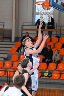 CEYB_PEZINOK_3.zápas_21.11.2025_19