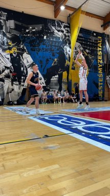 FOTO-2025-11-28-19-28-04 4